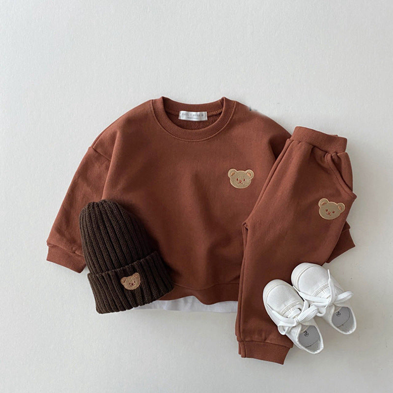 2023 Boys and Girls Baby Bear Round Neck Sweater Sports (Shoes and hats not included)